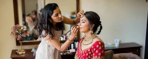 Best Makeup Artist in Dhule